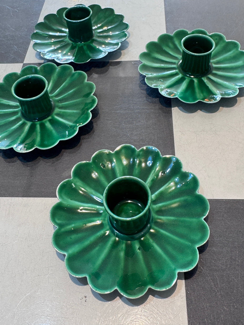 Enamel Green Flower Candle Holder - Green